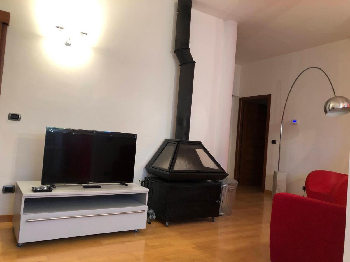 Appartamento A Casa Di Tamy Fabriano Ngoại thất bức ảnh